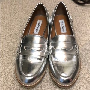 Steve Madden loafer size 8 Silver